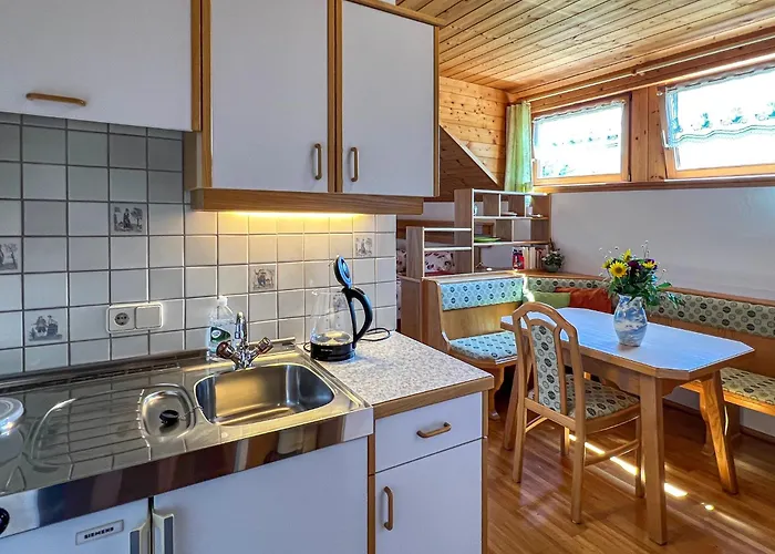 Am Haus Spitzer 아파트 *