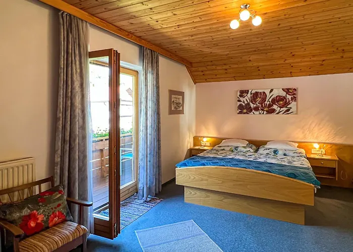 Am Haus Spitzer * 코이차흐 암 제